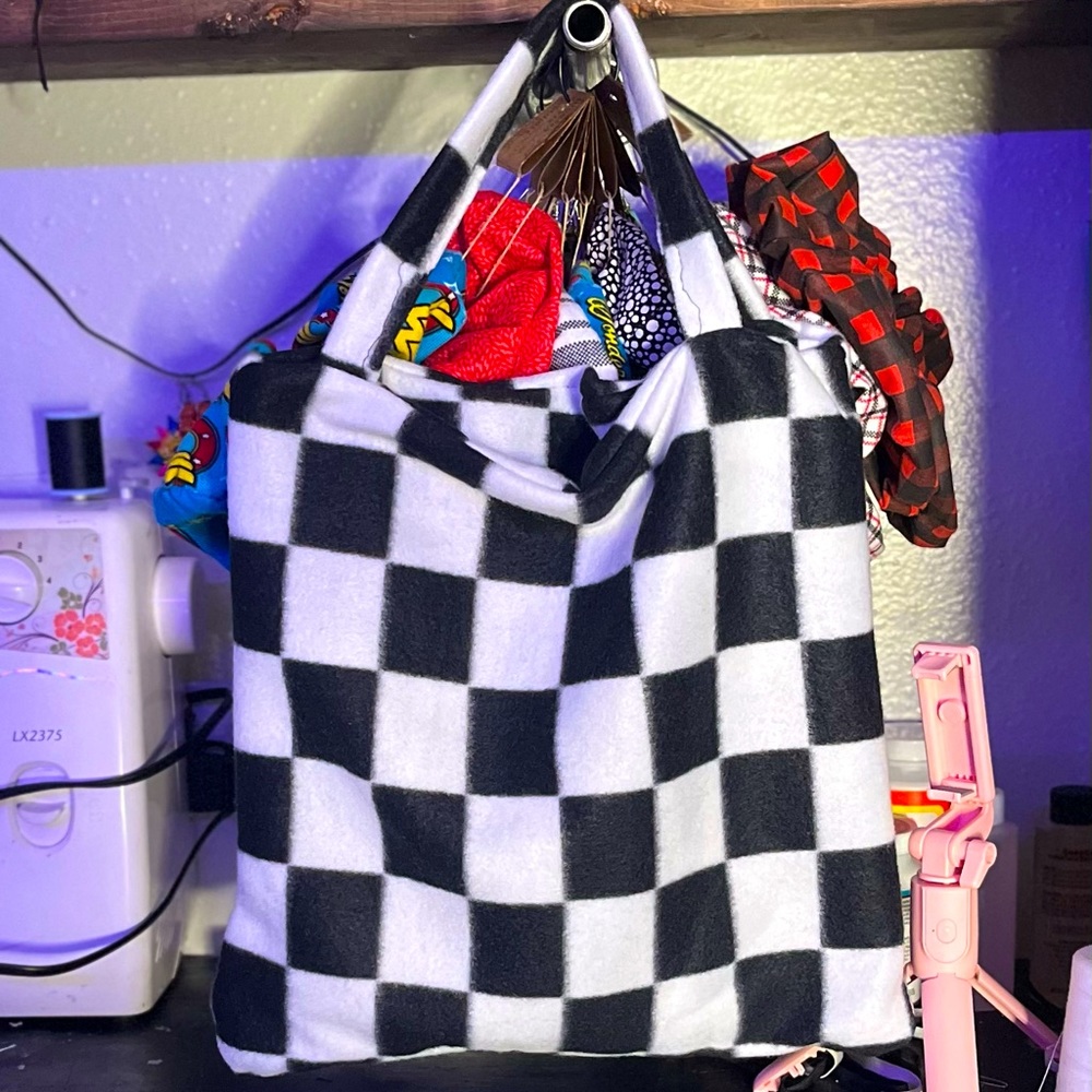 Tote bag